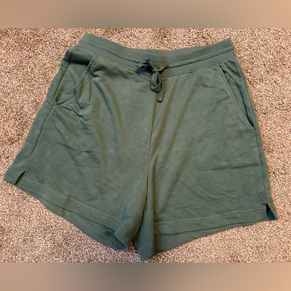 Green Old Navy Women's Sweat Shorts